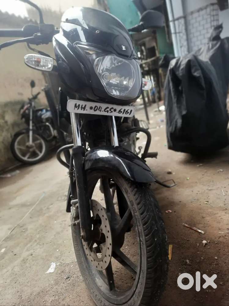 BAJAJ PULSER 150 - MH 04GS- 6161