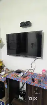 Thomson 43 Inch full HD LED TV 1.8 years old