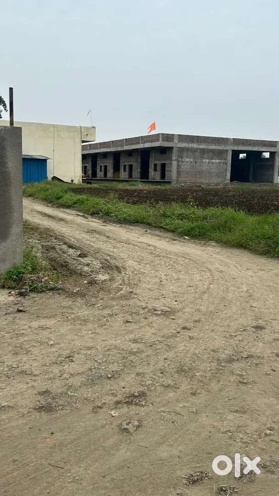 Semi commercial land