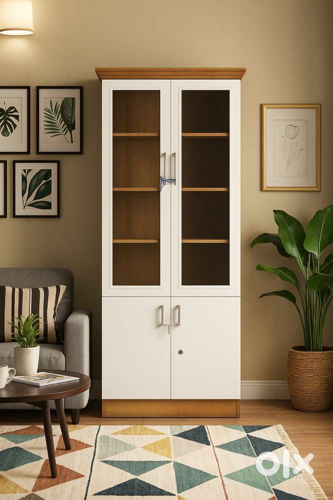 Brand new wooden showcase /bookshelf /crockery unit