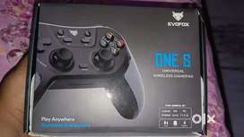 EVO Fox one S controller universal wireless gamepad brand new no use