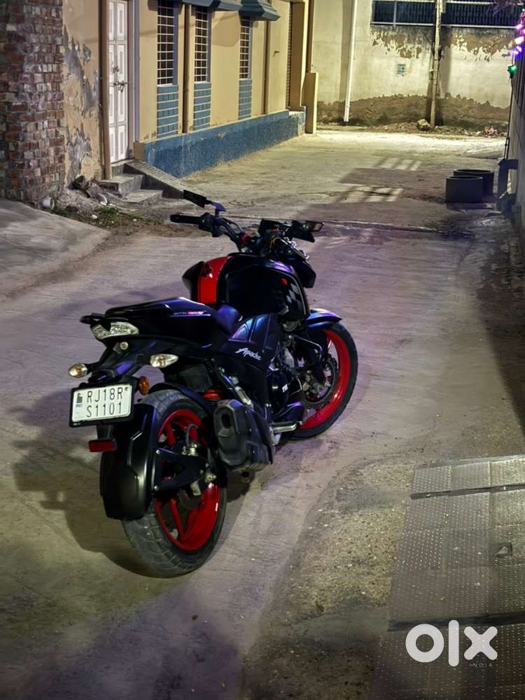 TVS Apache RTR 160 4V Special Edition 2023 Single Owner.