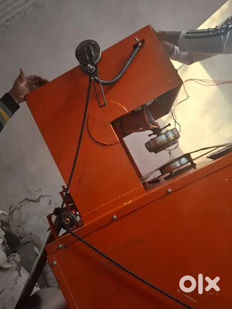 This is hydrolicic machine 4 in one disposal sleeper all types of pkng