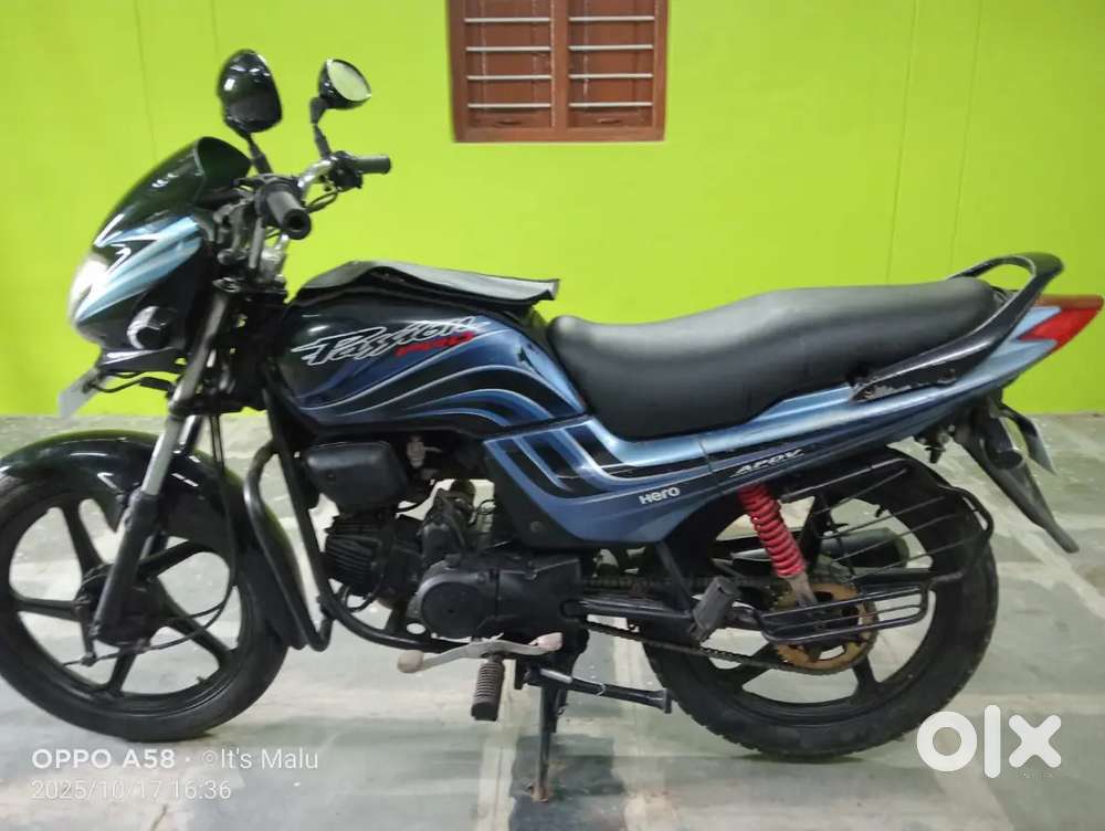 HERO PASSION PRO; MODEL 2015; SELF ALLOY DIGITAL METER; BLACK & BLUE.