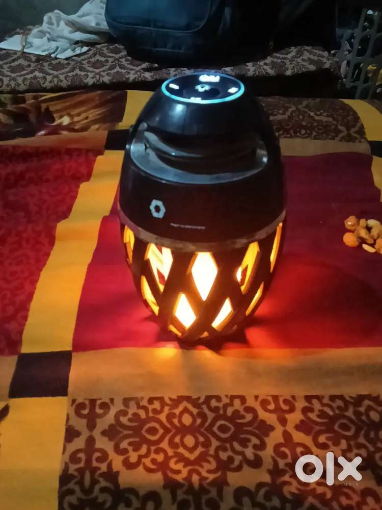 Lamp bluetooth speaker New condition