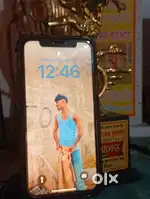i phone 11 pro 64 gb no box no bill back break