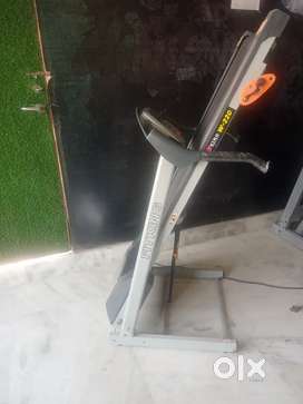 Running machine treadmill