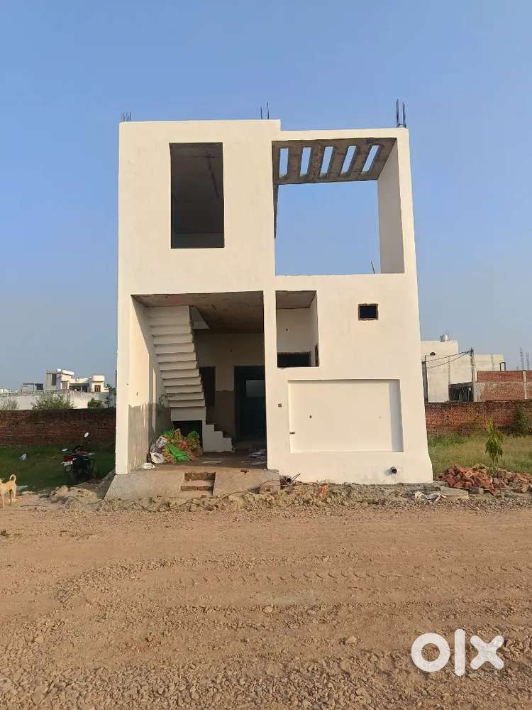 105 gaz east facing villa