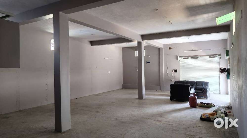 మహారాజా కోట ఆవరణంలో, commerciel godown - Ready to Occupy