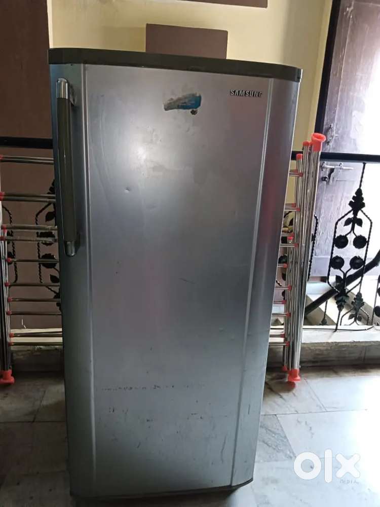 Samsung fridge 180 litres