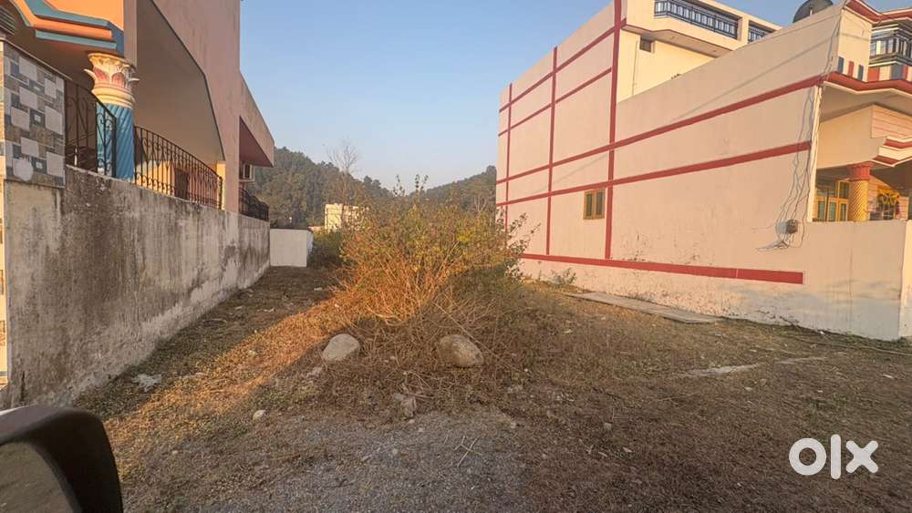 Land for sale 150 gaj square shape plot