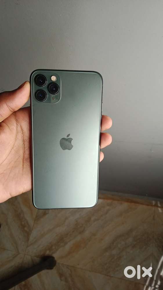 I phone 11 pro max 256
