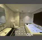 Room boy ( bedsheet vgera change Krna or chota mota kam Krna h )
