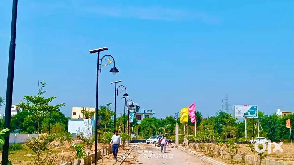 Mean ajmer road se 3km hai or mean bakrota se 2km ki duri par hai