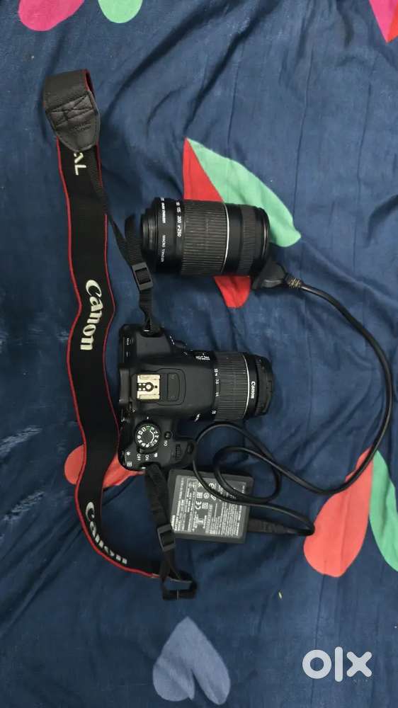 Canon 700d with good condition