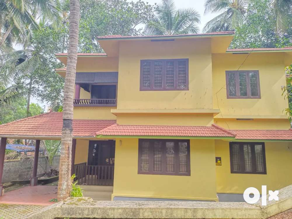 10 cent Land with 4 BHK House for Sale at Pottamal Calicut.