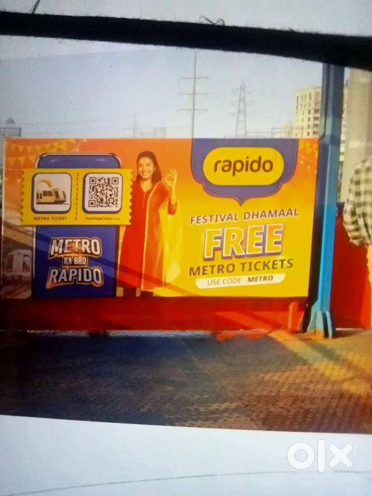 Metro station outdoor Rapido activity