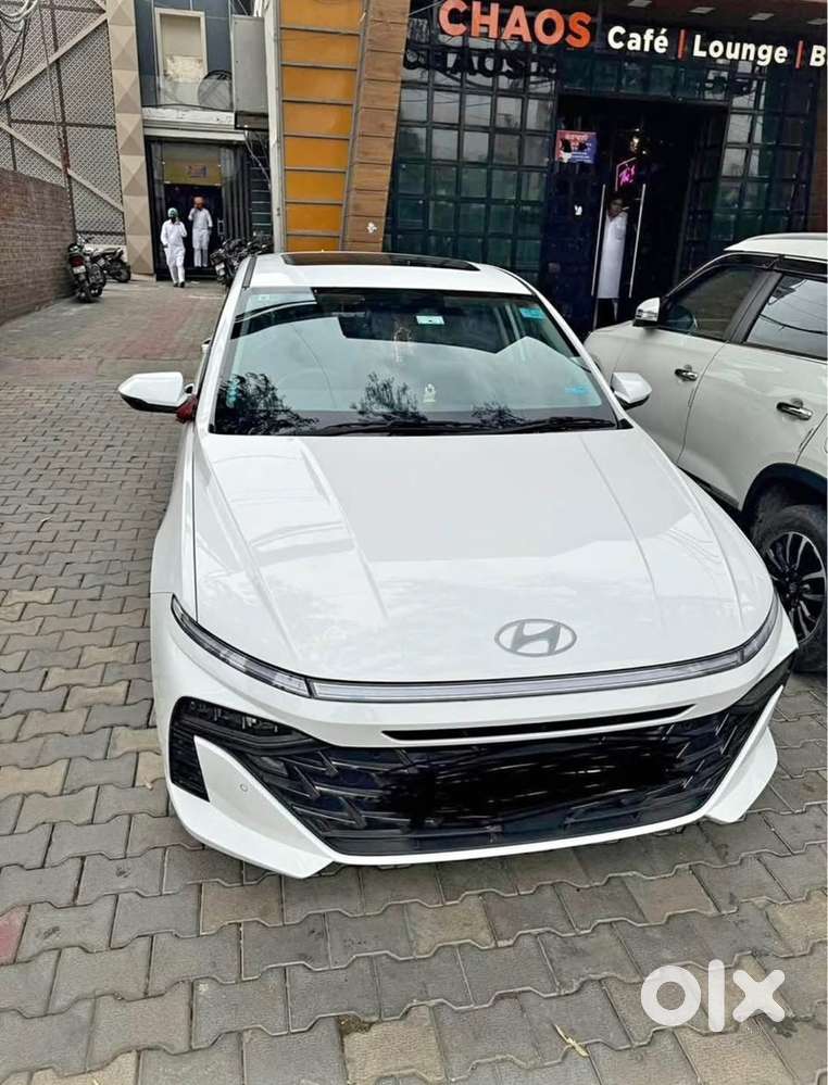 Hyundai Verna 2023 Petrol 9500 Km Driven
