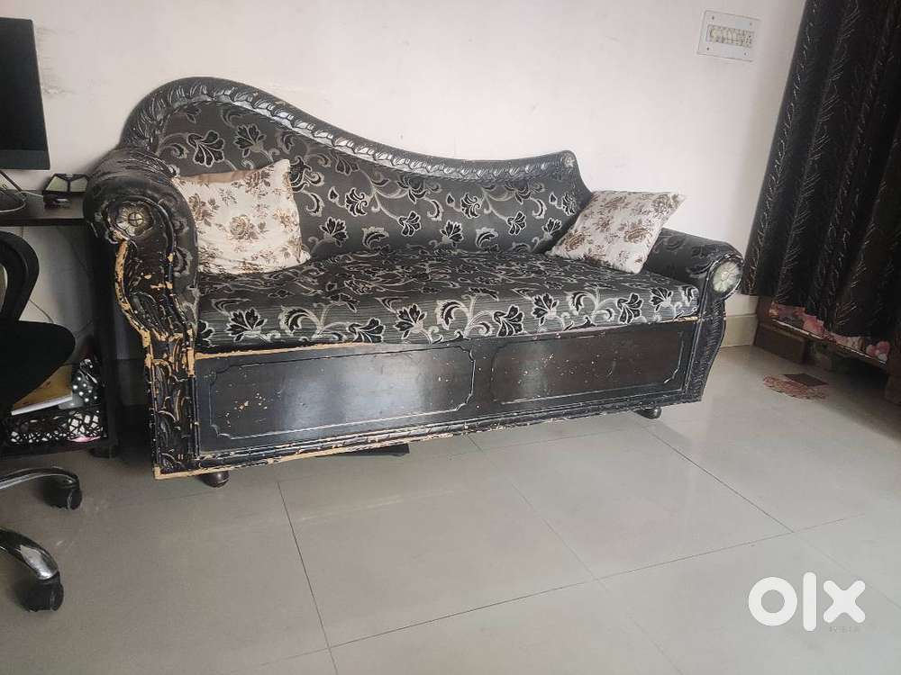 Three seater sofa with box storage