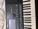Korg pa 600