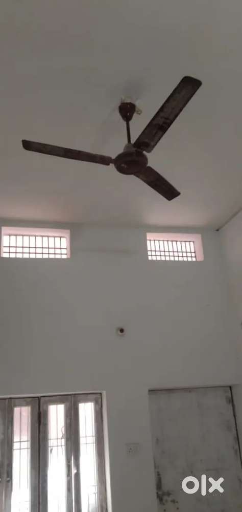 1 room with attached kitchen and washroom