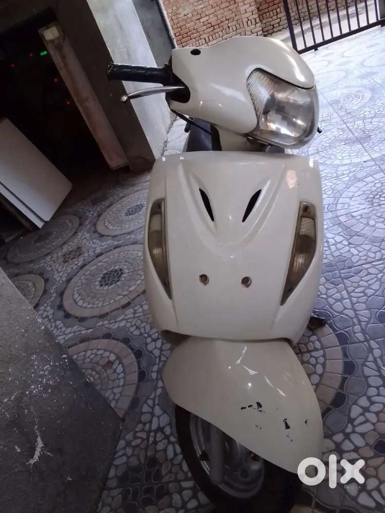 In good candition new tyres new bettry