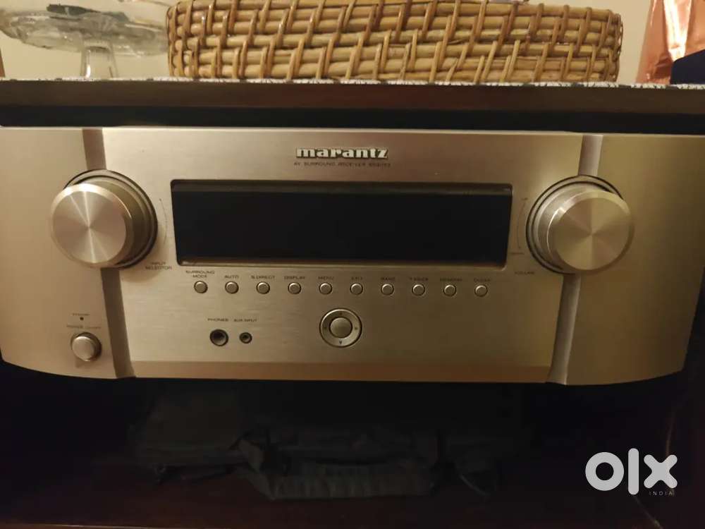 Marantz SR 3053 limited used amplifier+ Jamo 5.1 with sub woofer