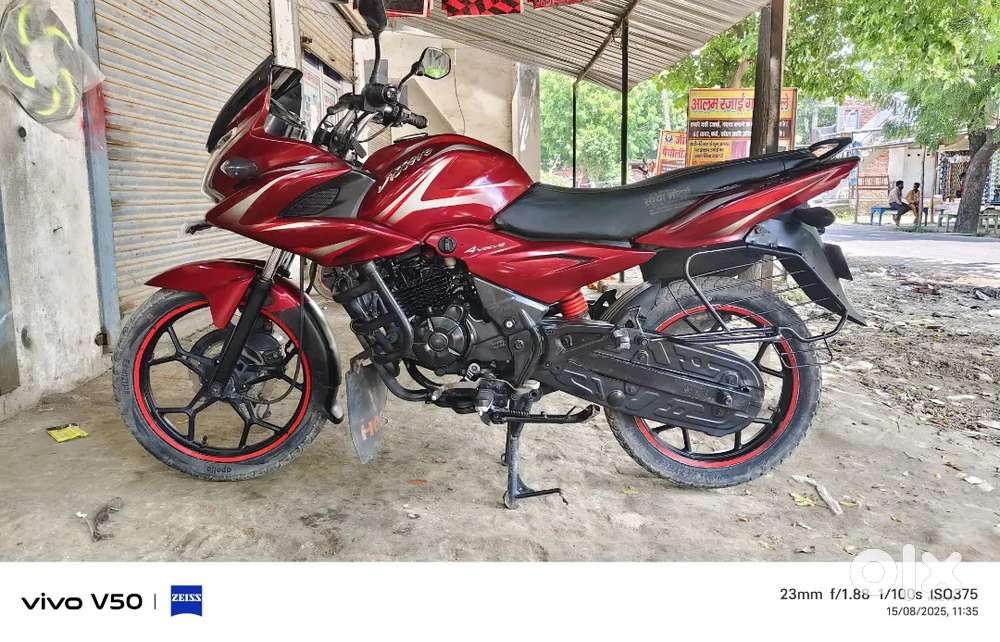 Urgent cell my bajaj discover 150F . 38000 . very good condition.