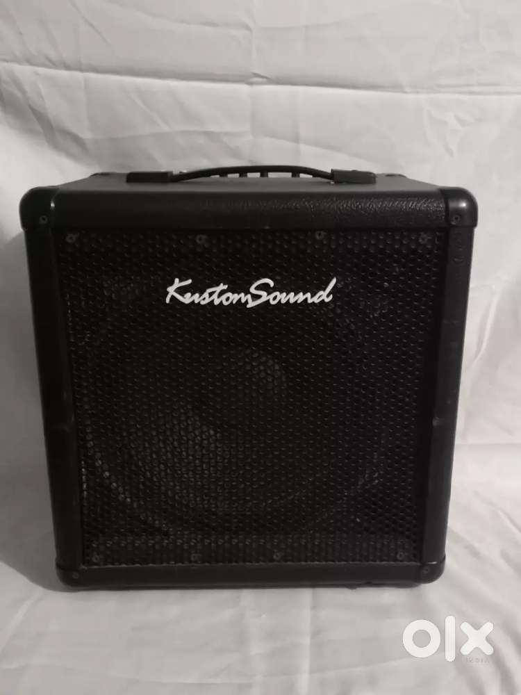 80 watts cube speaker amplifier, it's in good condition