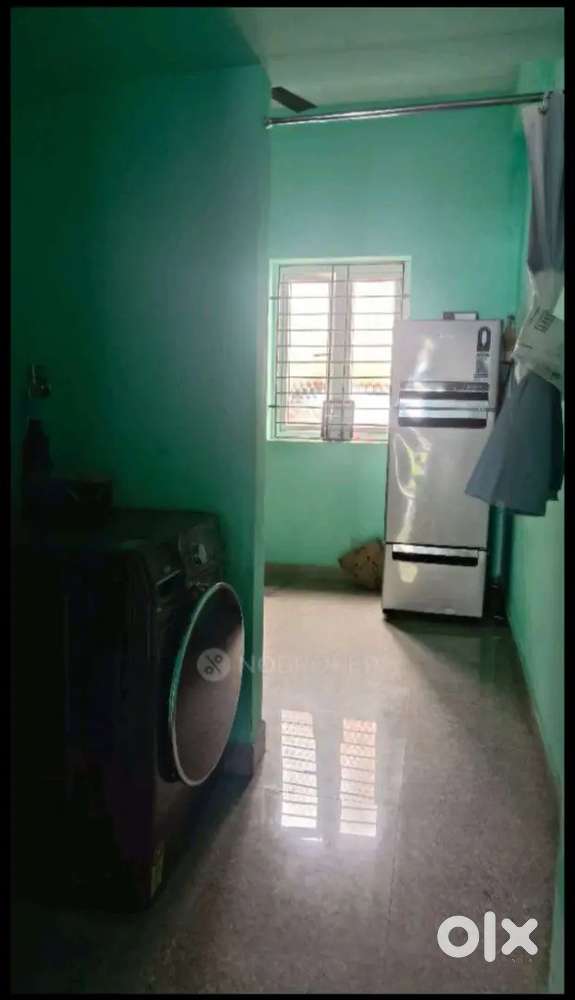 4 kms from Kumananchavadi junction, Metro train accessible.