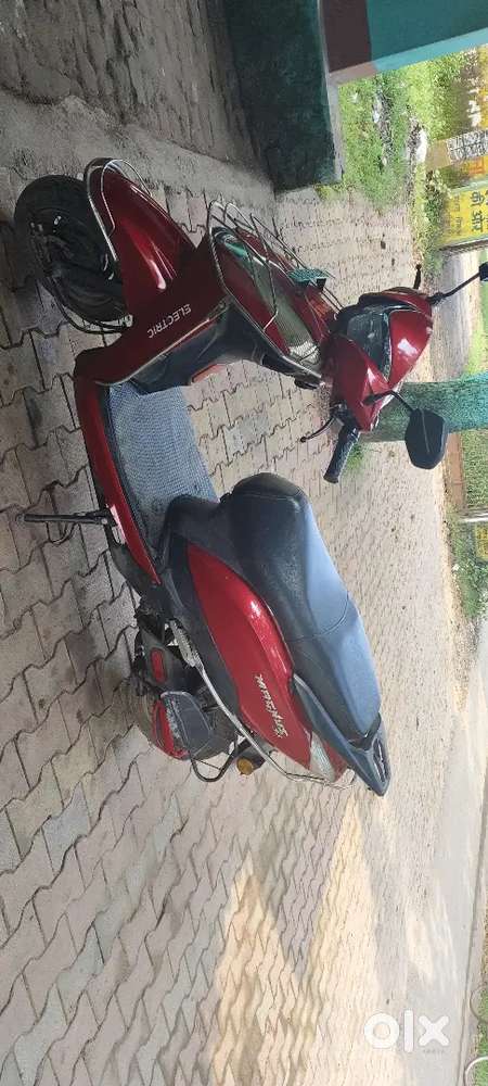 Magnus electric scooty