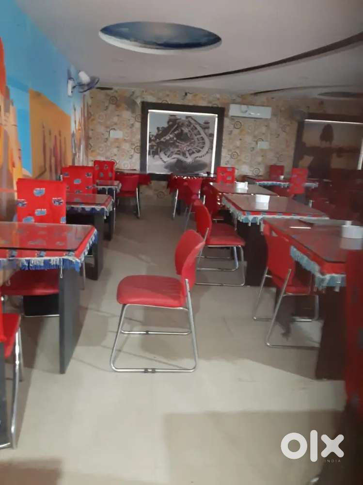 2000sqft fully furnished running restaurant for Rent