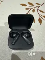 Oneplus buds 3 tws 1 month warrenty left with bill and box