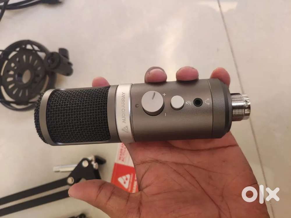 Brand New USB Studio Microphone – Zero Use – Only ₹3000
