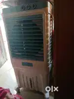 Air cooler big size glass top model 1 month old urgently want to sell