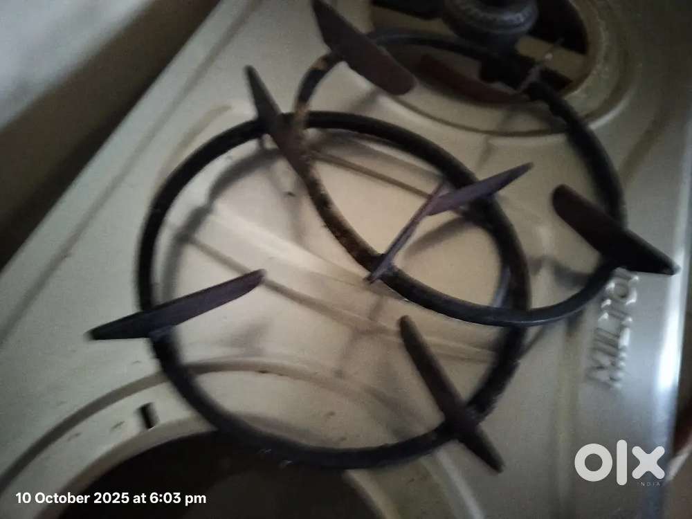 Selling a reliable Milton 2-burner gas stove