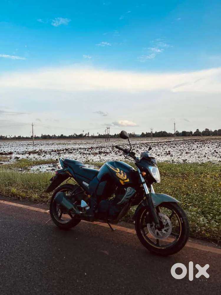 Yamaha FZ 2014