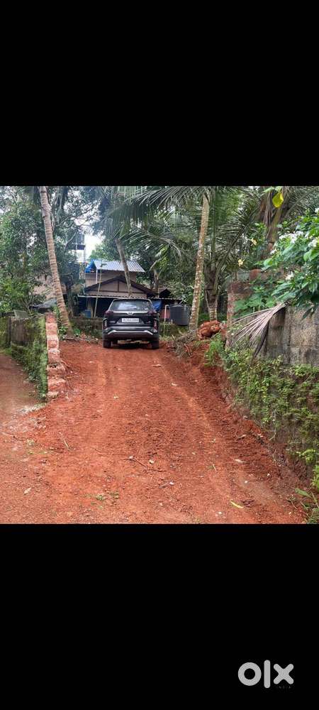 House plot at Kottakkal