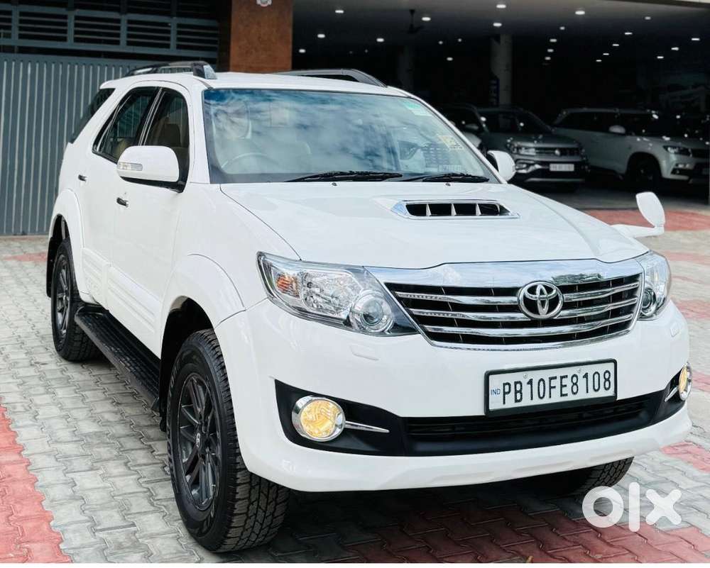 Toyota Fortuner 4X2 MT 2.8 Diesel, 2015, Diesel