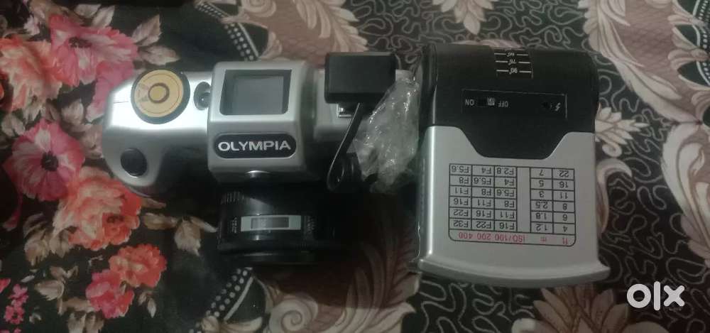 2 camra sell karna hi