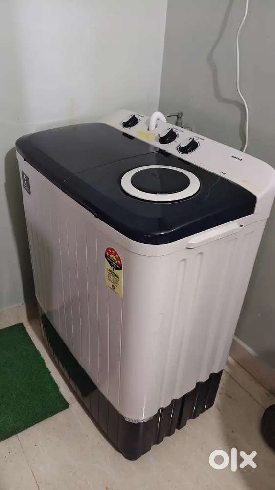 Samsung semi automatic new seal washing mechine