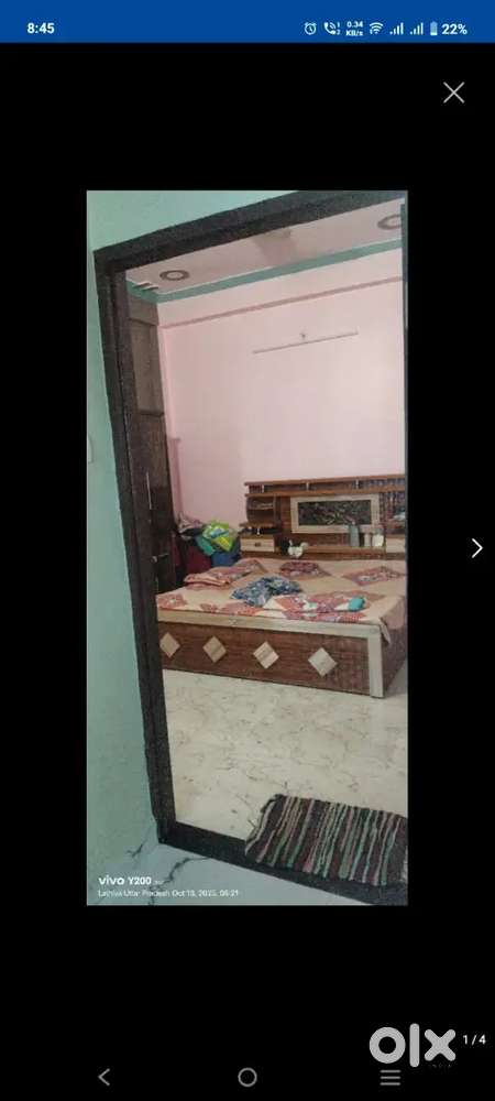 Renting furnished flat with 1 bike parking and additional elect. Bill