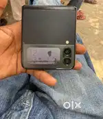 Samsung galaxy z flip 3 with bill box