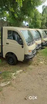 Shoroom vehicle  Tata ace