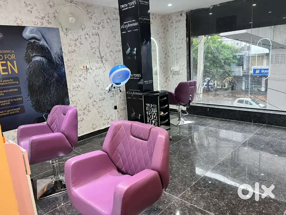 Unisex hair dresser