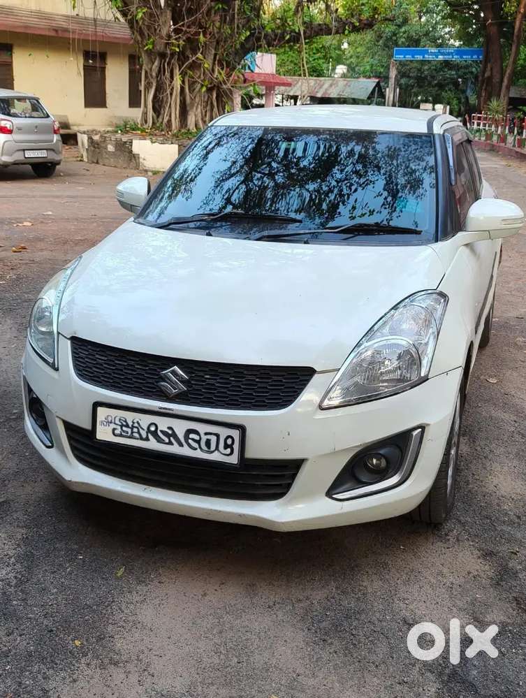 Maruti Suzuki Swift 2015 ZXI Top Model
