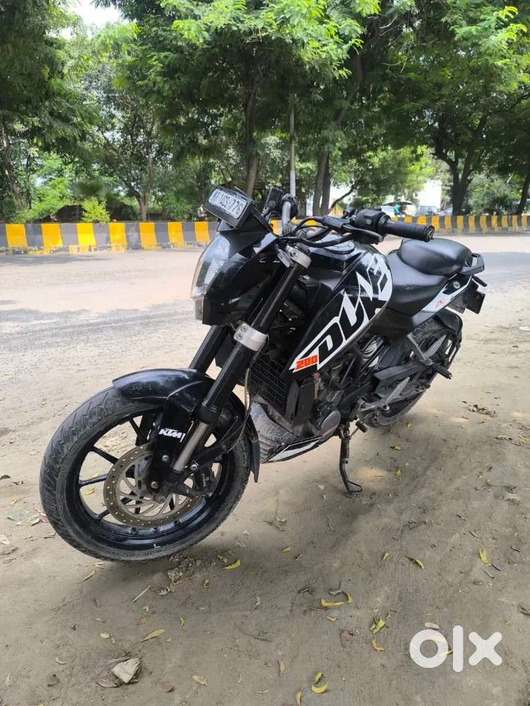 KTM Duke 200 Brand new condition new Battery new Tyres Silent engine h