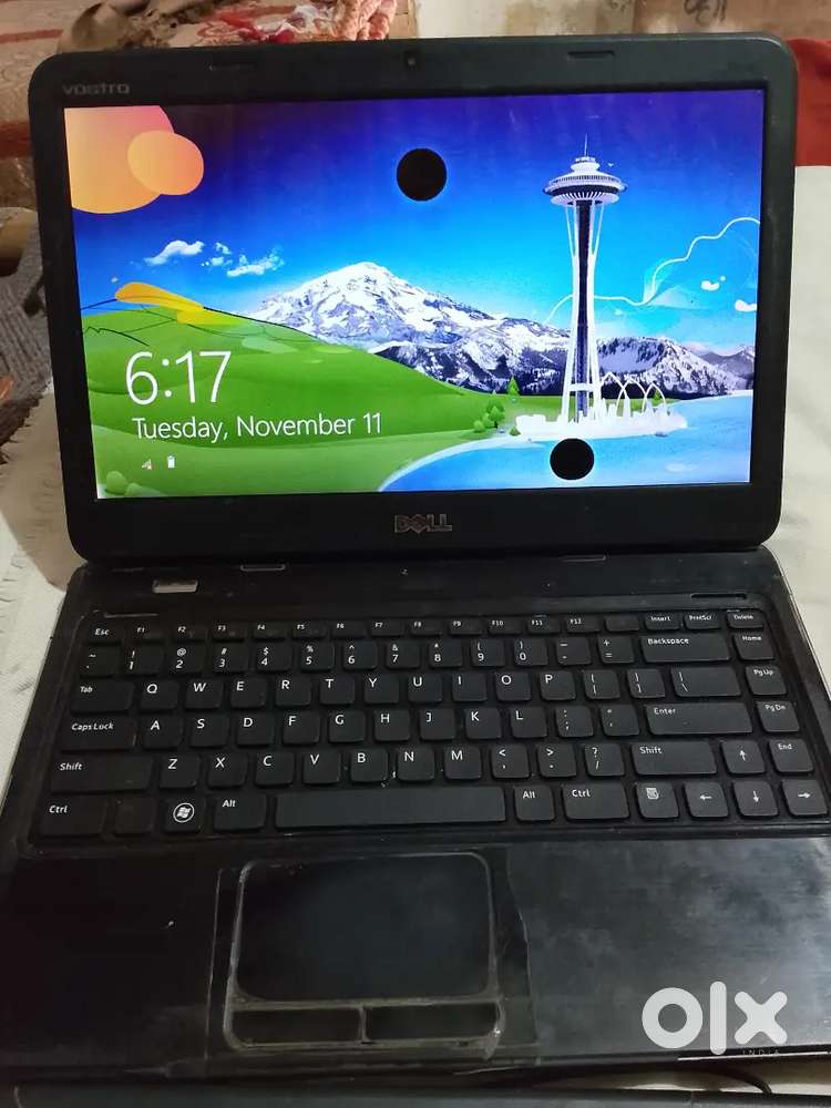 Dell Vostro i3 laptop 4gb ram with keyboard mouse and charger!