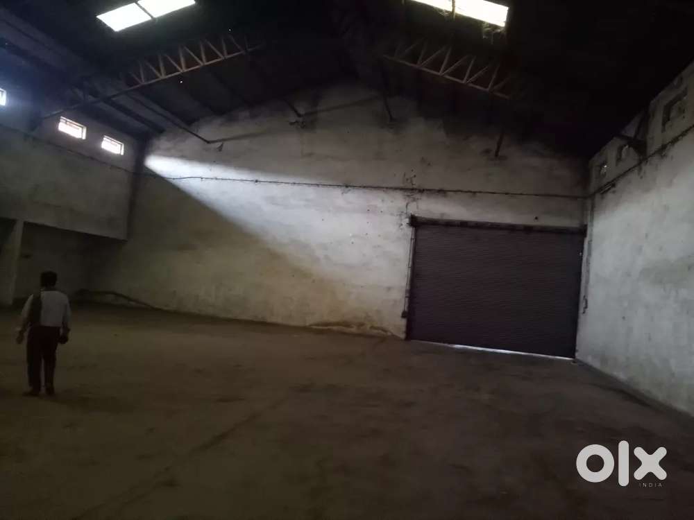 5000Sqf Hall Available on Rent out at Pachpedi Naka