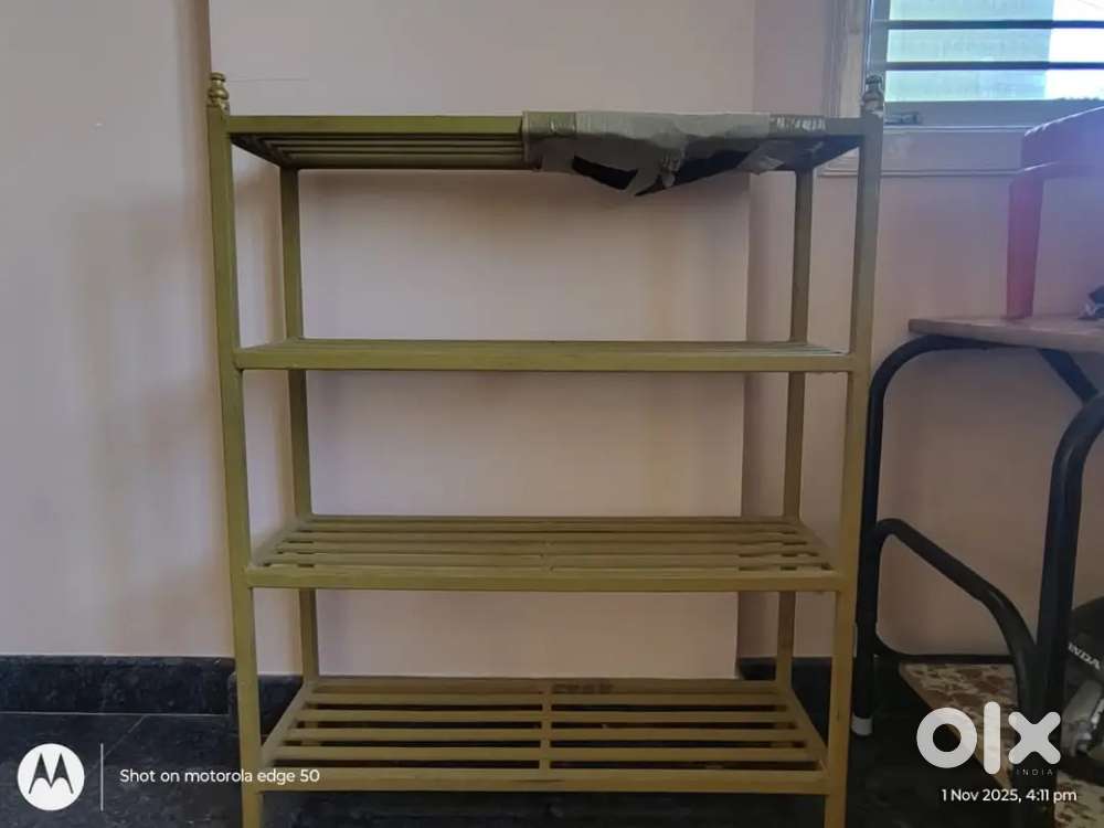 Iron 4 Layer shelf Stand